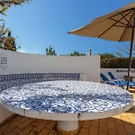 Casa Floresta - Fabulous Вилла Карвоейру